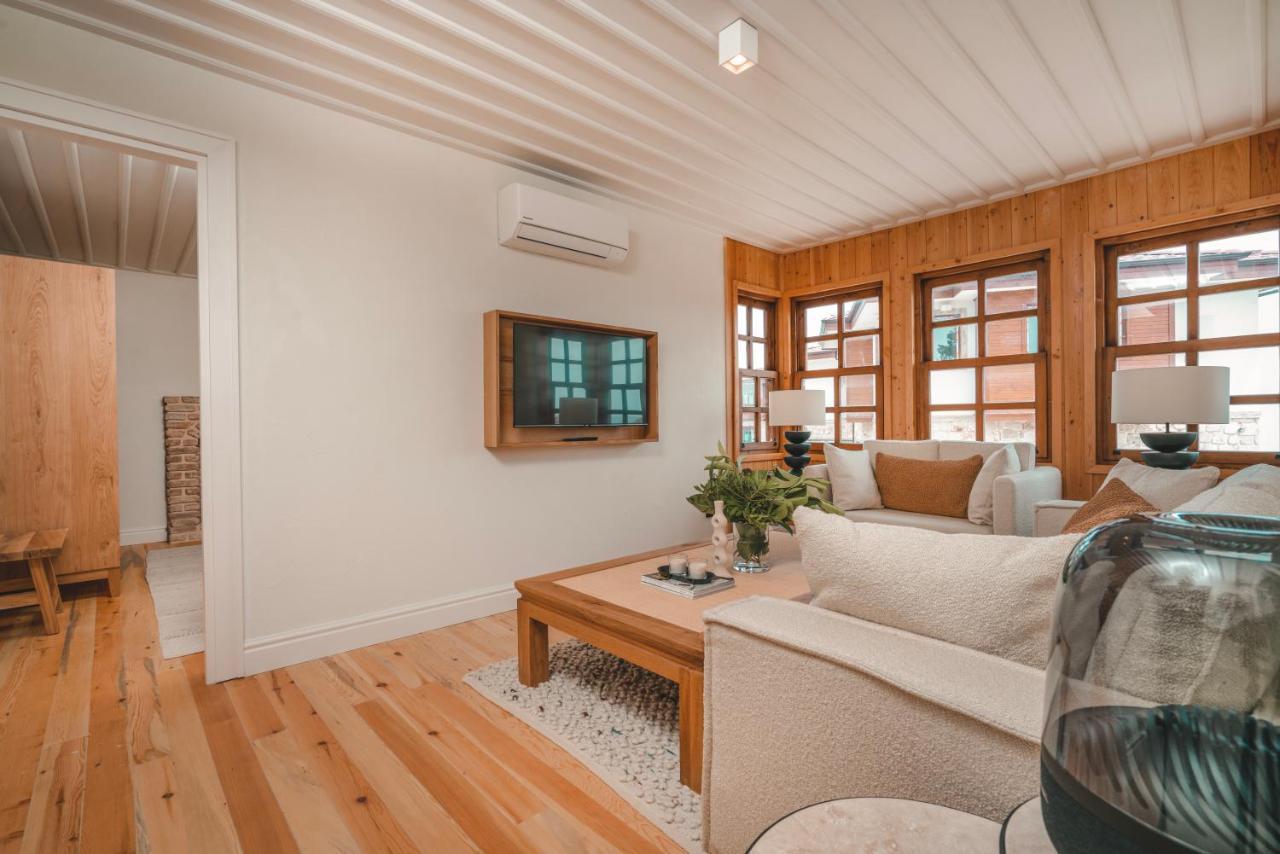 6 Rooms By Azumare Side Esterno foto